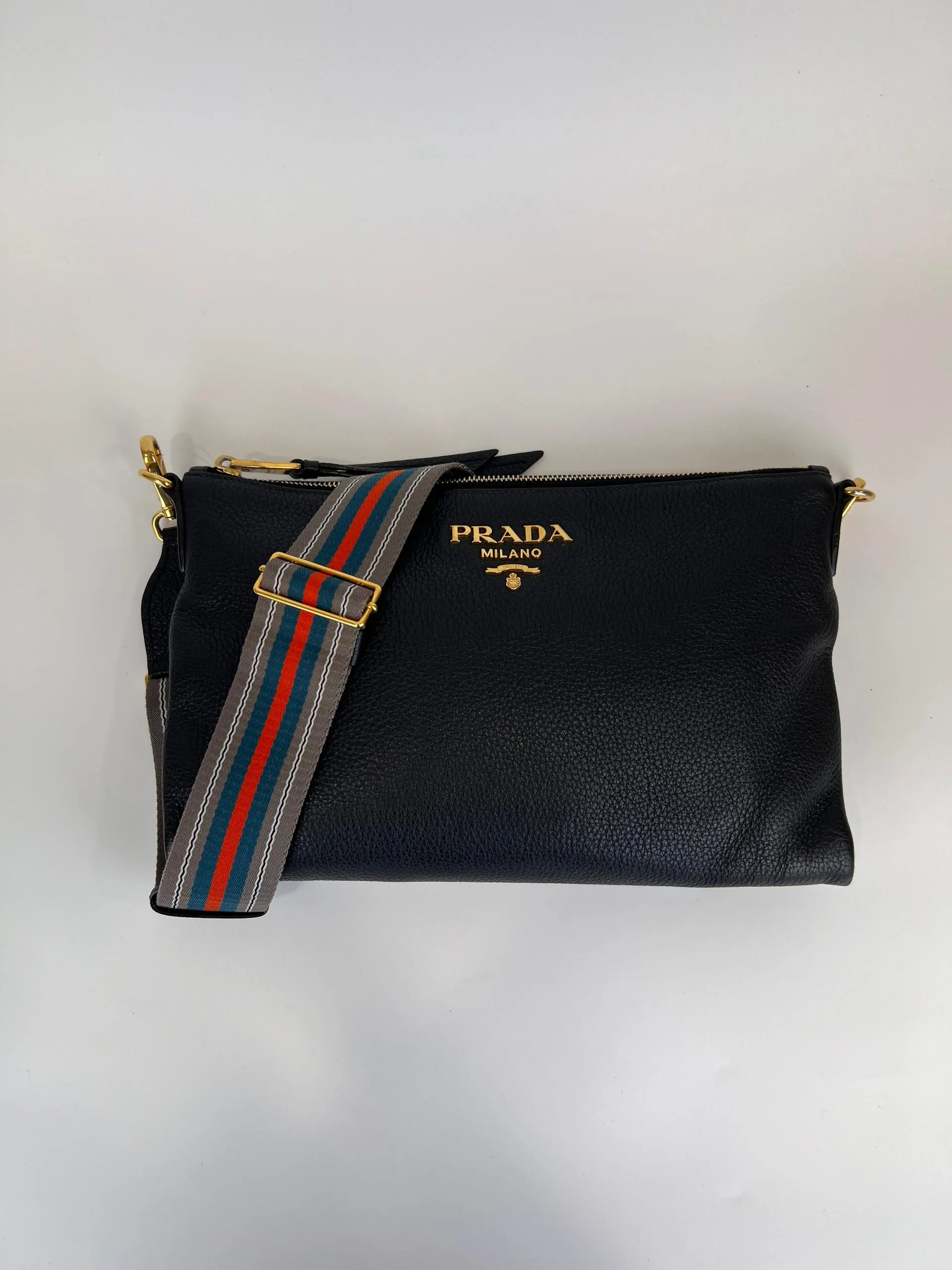 1BH050 Nero Vitello Daino Shoulder Bag