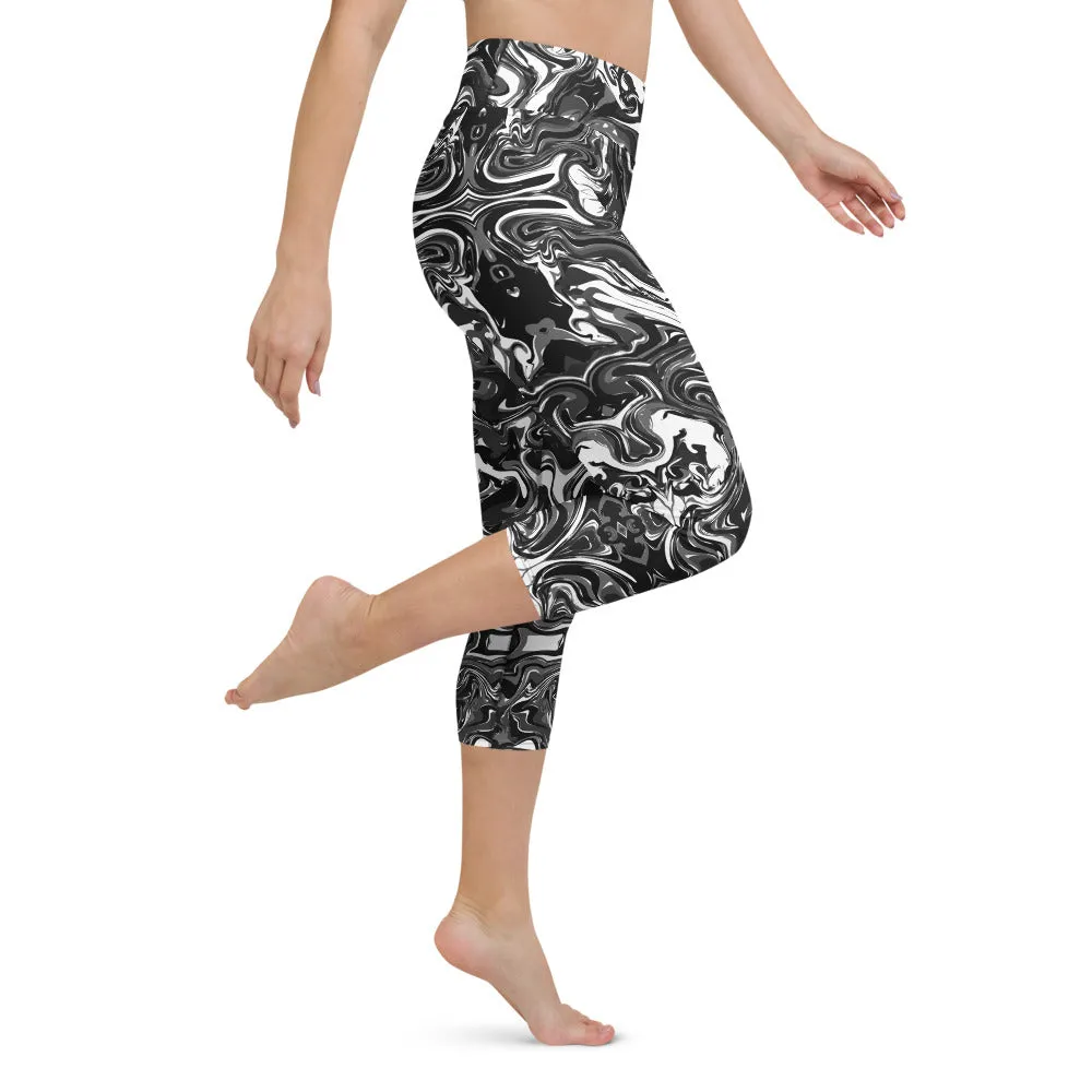 Black Marbled Yoga Capri Leggings, Grey White Marble Print Capris Tights-Made in USA/EU