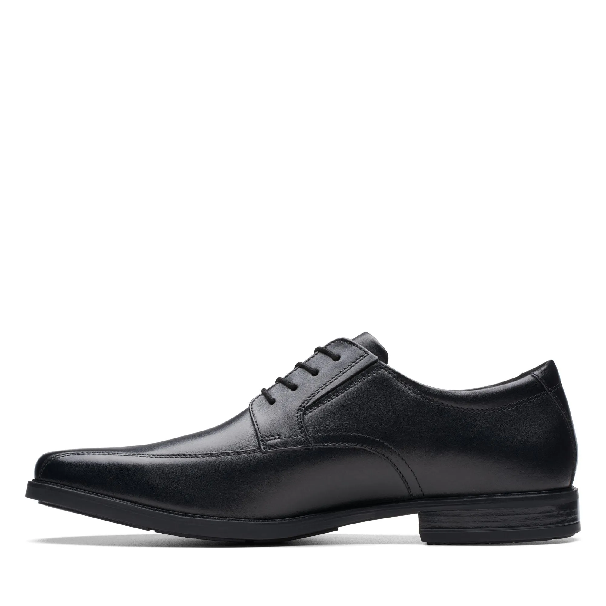 Clarks Howard Over Black Leather - Standard Width