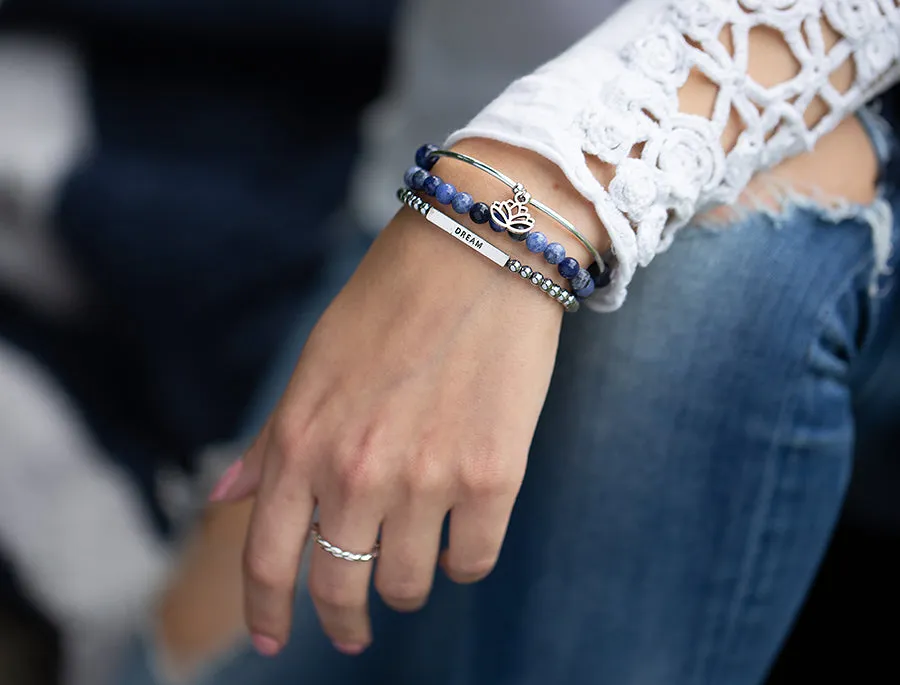 Dragonfly | Soft Bangle Charm Bracelet |  Howlite