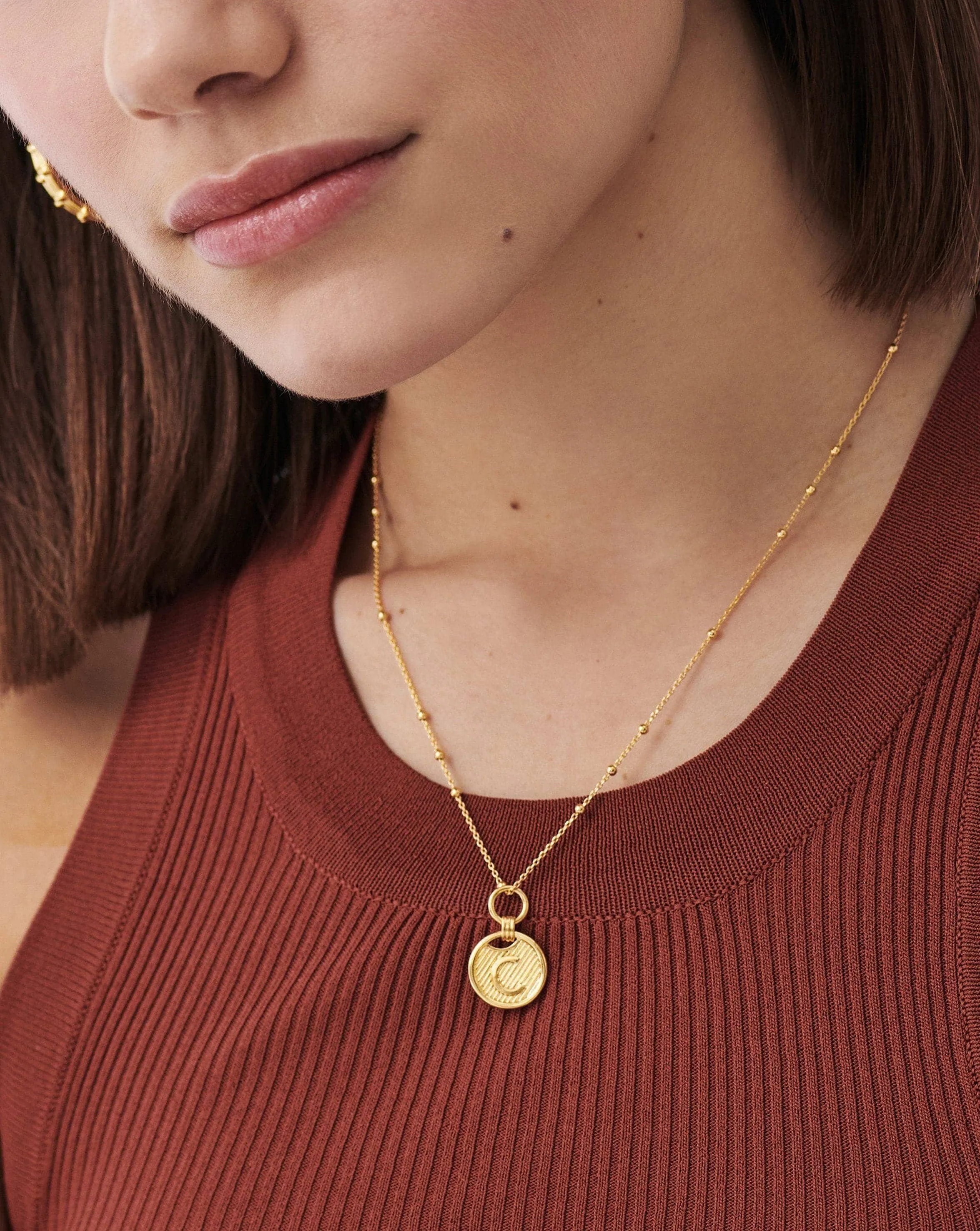 Initial Pendant Necklace - Initial U | 18ct Gold Plated Vermeil