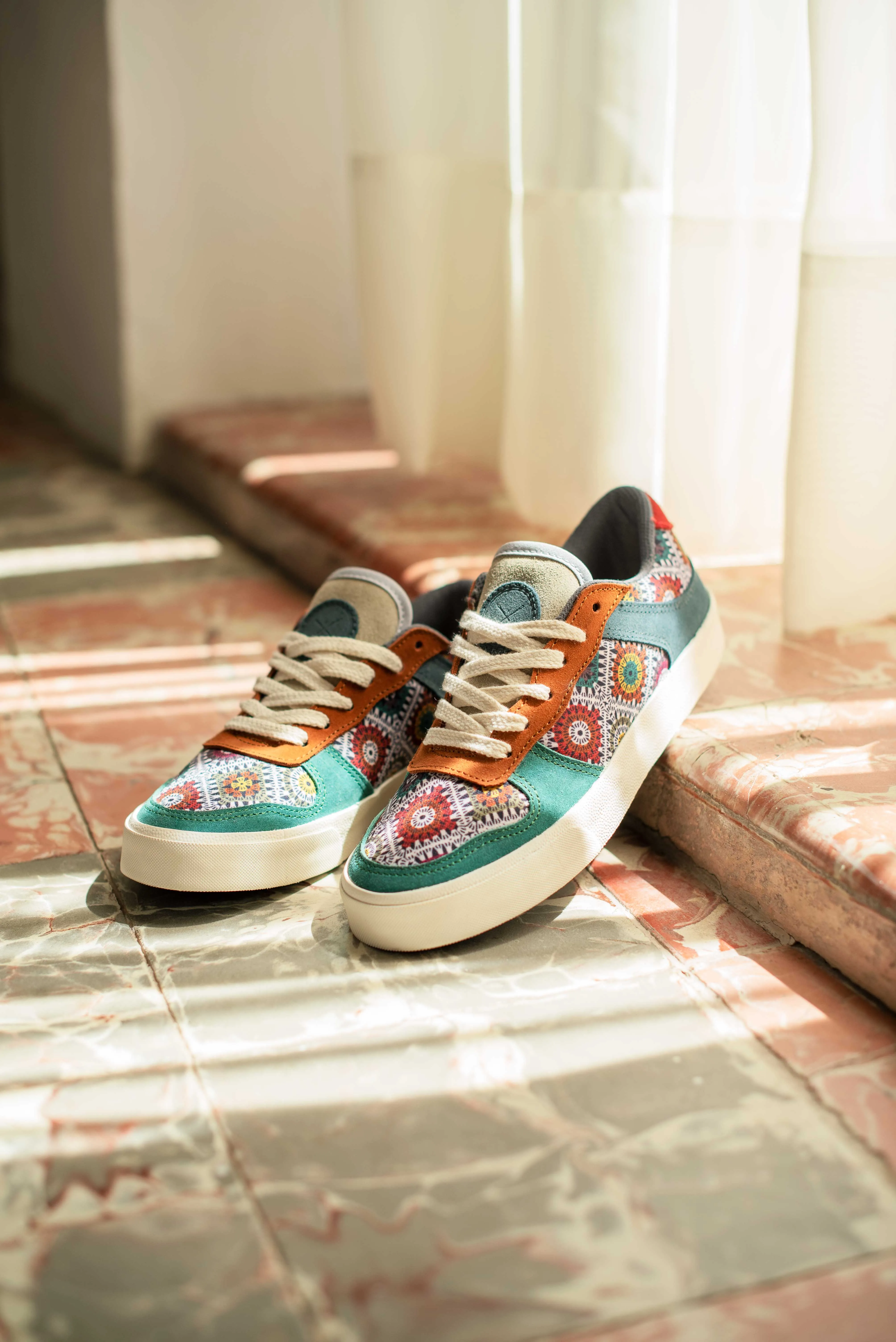 Primrose Ace Low Top