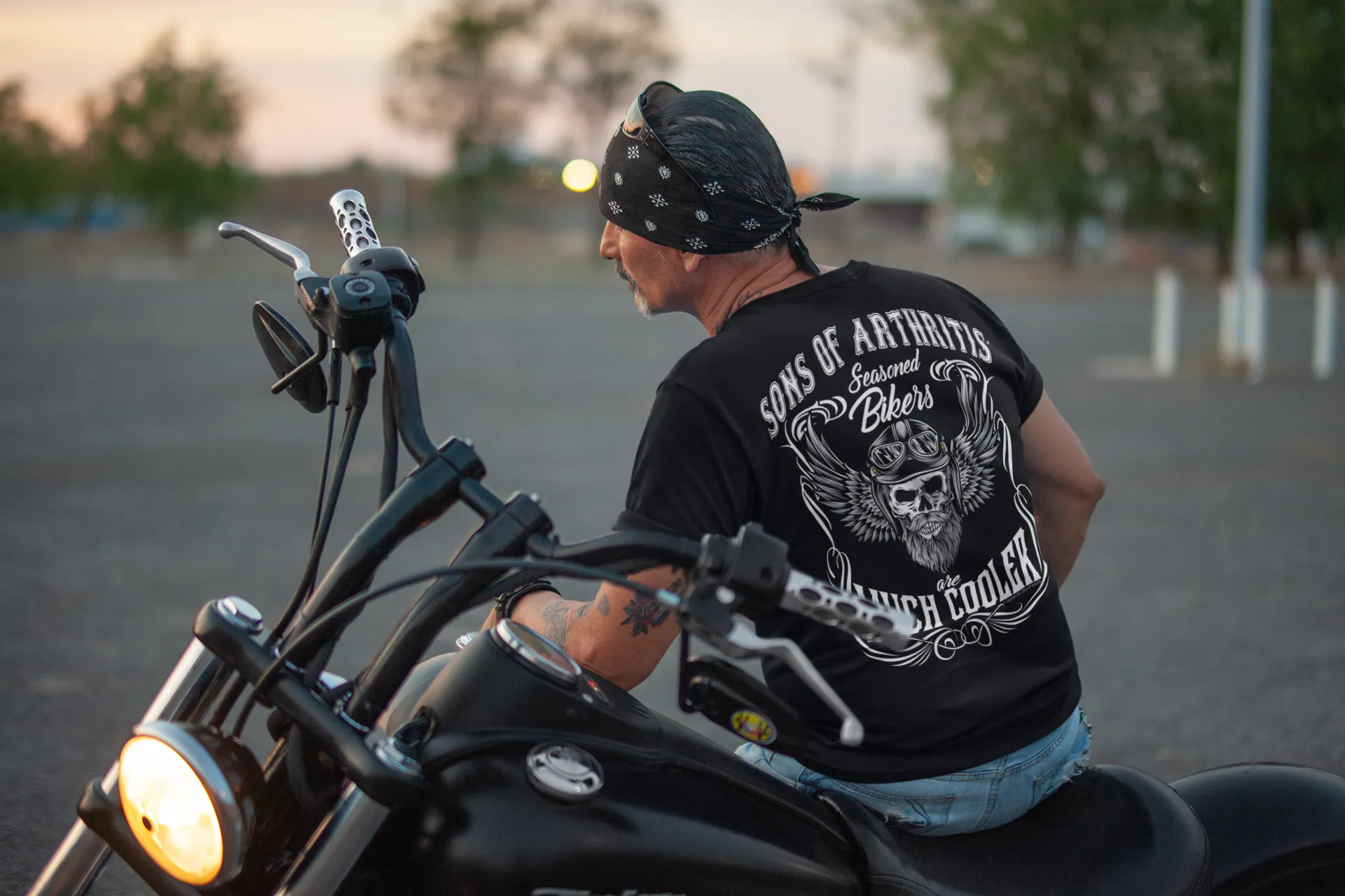 Sons of Arthritis Seasoned Biker Black Pocket Short Sleeve 100% Cotton Biker T-shirt