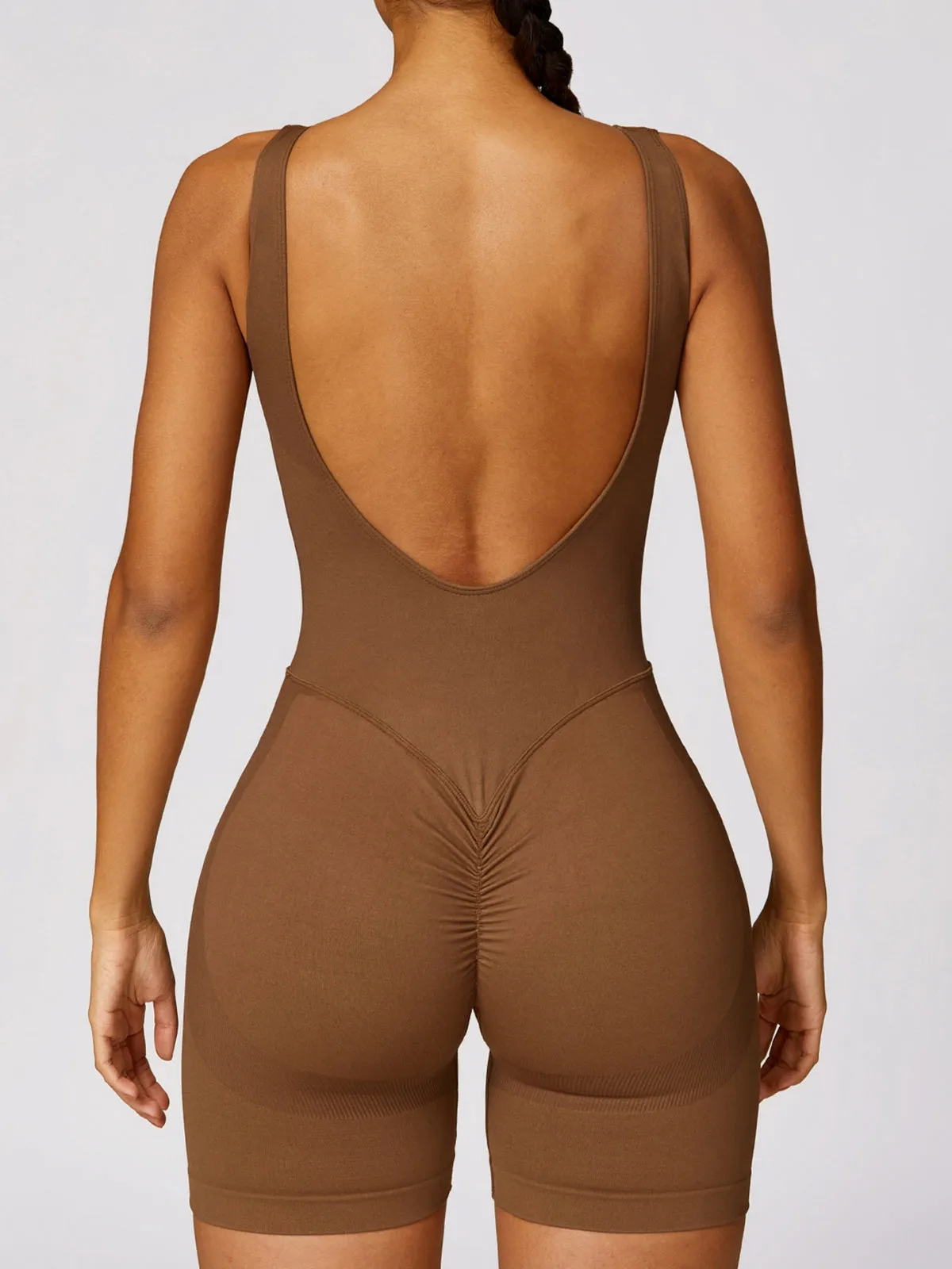 ZASUWA Female Backless Scrunch Bum Short Jumpsuit